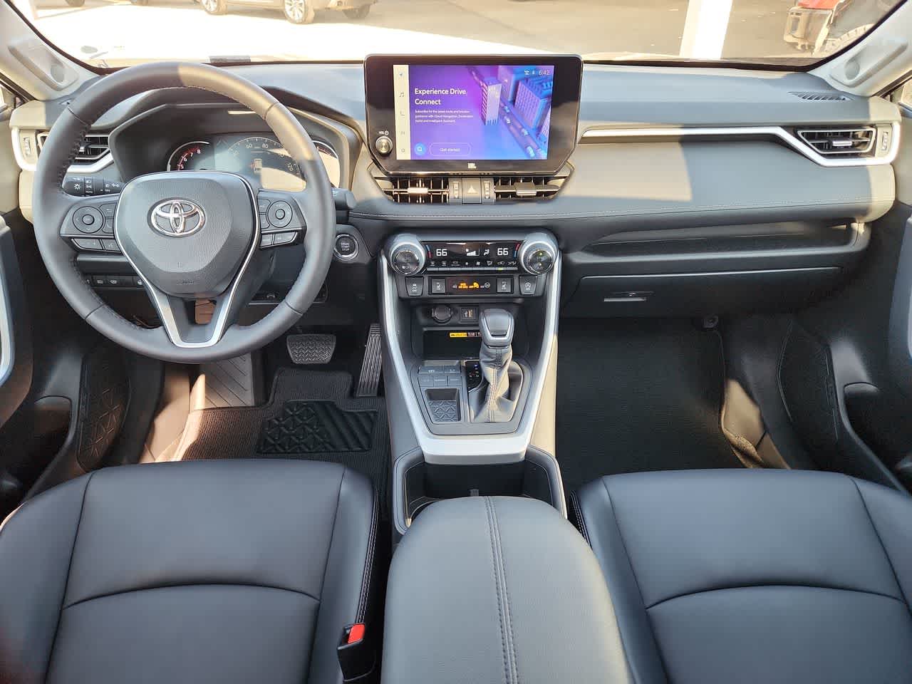 Thumbnail: 2023 Toyota RAV4 - 14