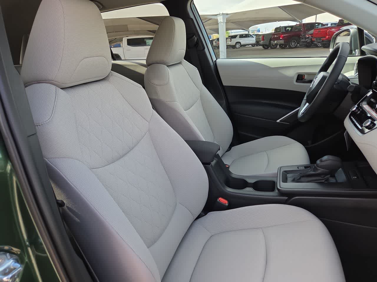 Thumbnail: 2026 Toyota Corolla Cross - 18