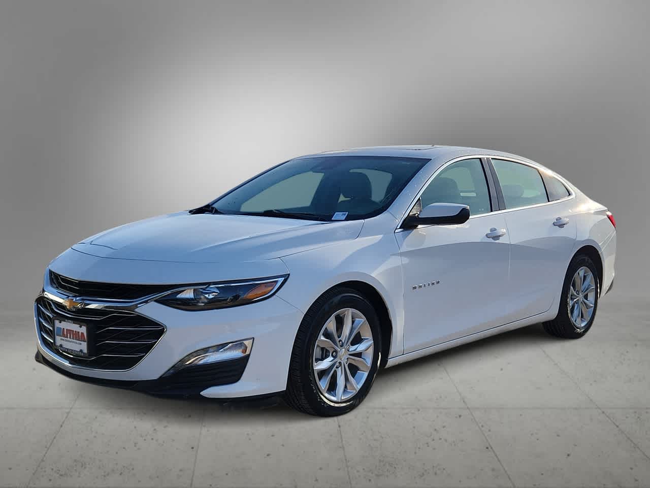 Thumbnail: 2024 Chevrolet Malibu - 4