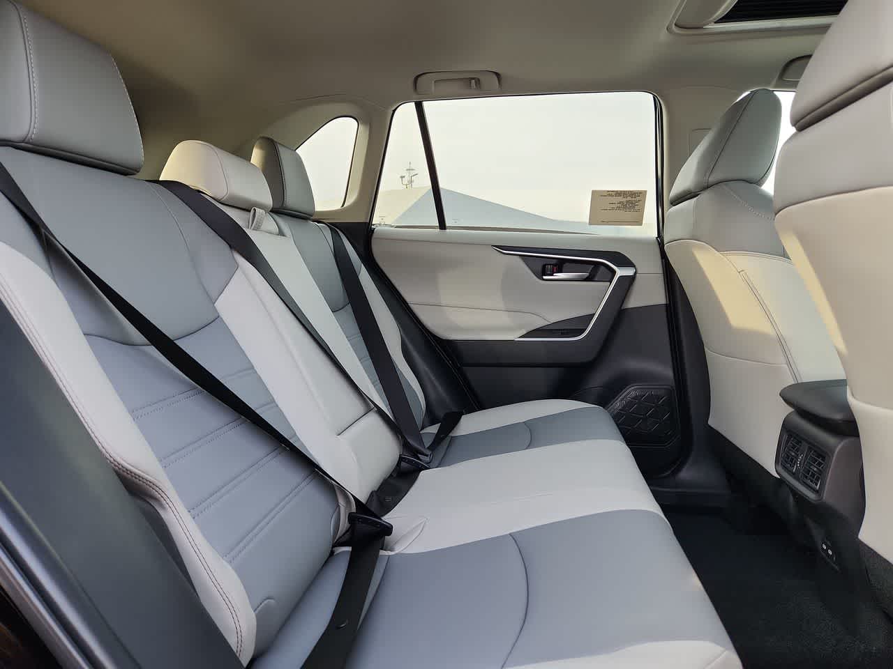 Thumbnail: 2025 Toyota RAV4 - 17