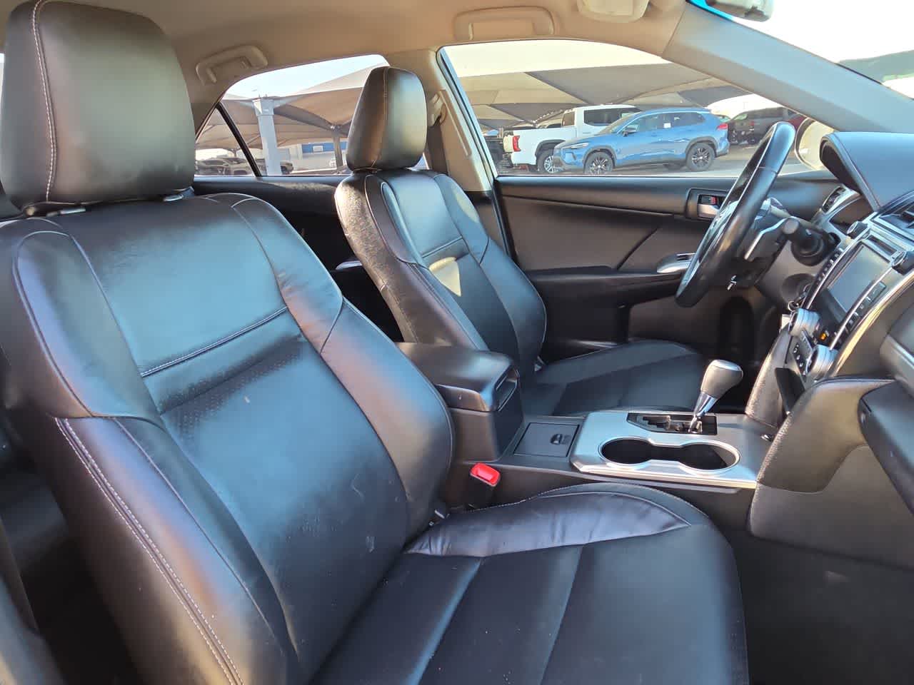 Thumbnail: 2013 Toyota Camry - 18