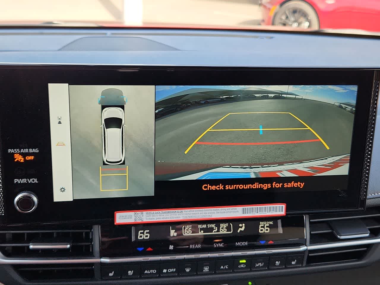 Thumbnail: 2025 Toyota Sienna - 25