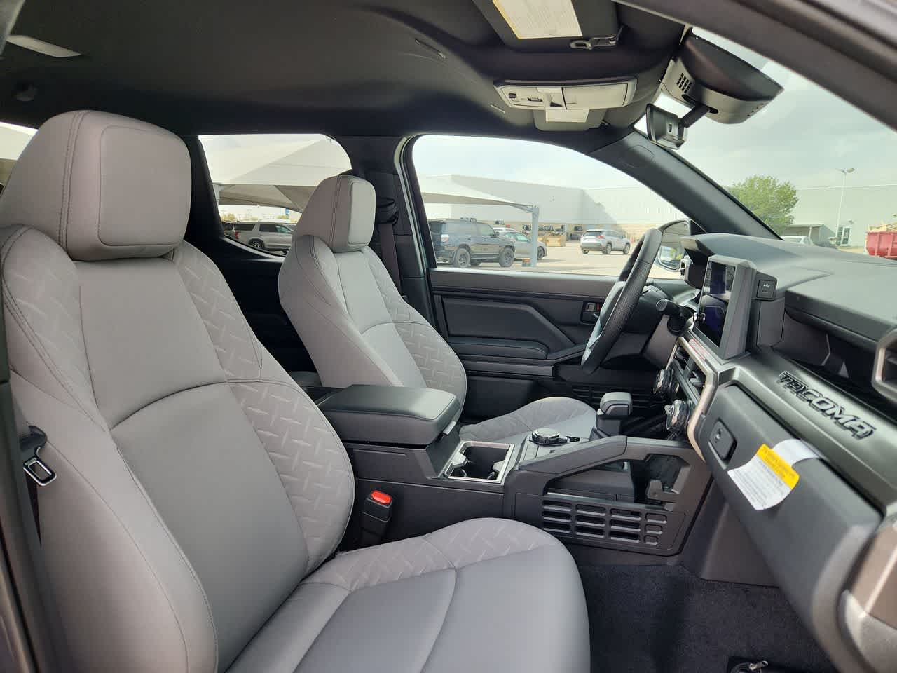 Thumbnail: 2025 Toyota Tacoma - 18