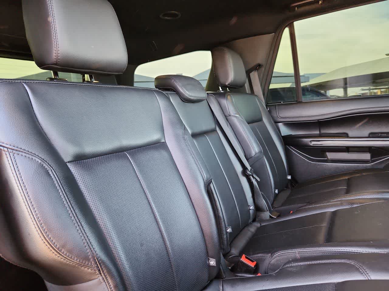 Thumbnail: 2021 Ford Expedition - 17