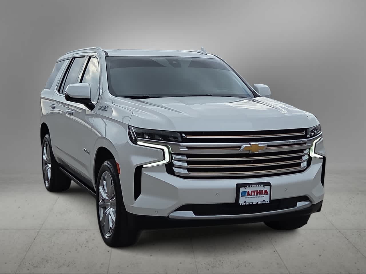 Thumbnail: 2021 Chevrolet Tahoe - 3