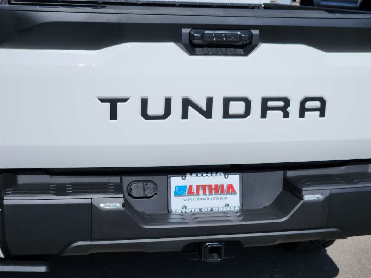 Thumbnail: 2025 Toyota Tundra - 11