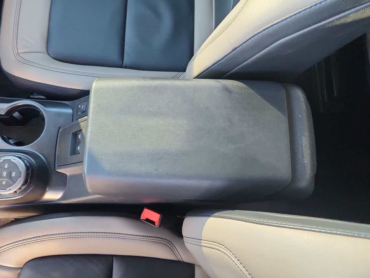 Thumbnail: 2022 Ford Bronco - 20