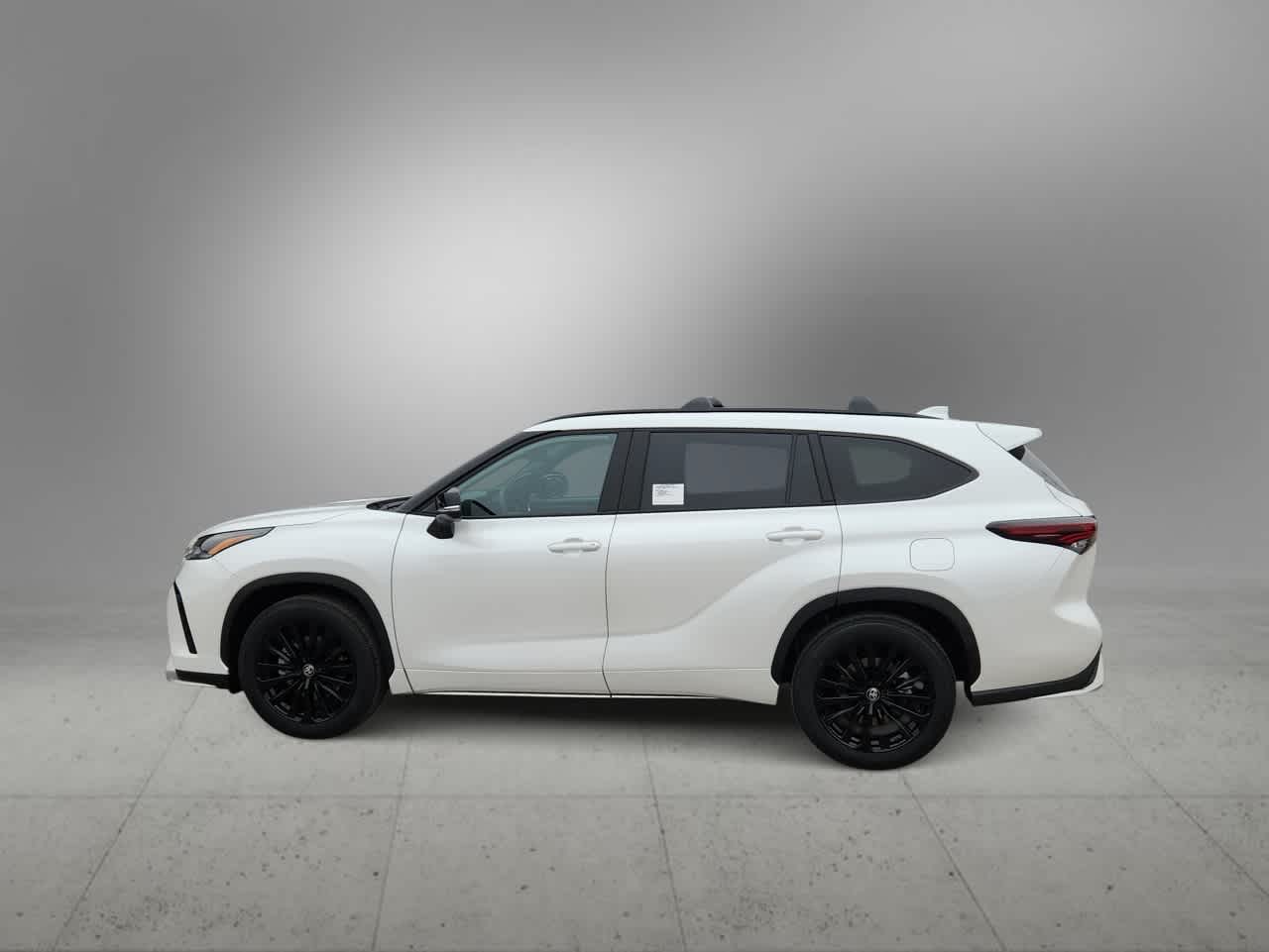 Thumbnail: 2026 Toyota Highlander - 5