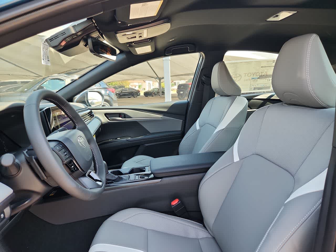 Thumbnail: 2025 Toyota Camry - 15