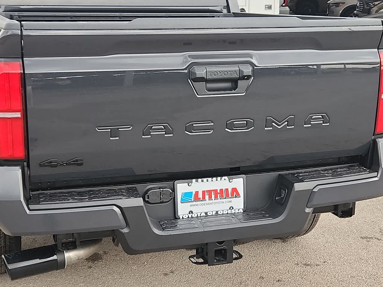 Thumbnail: 2025 Toyota Tacoma - 11