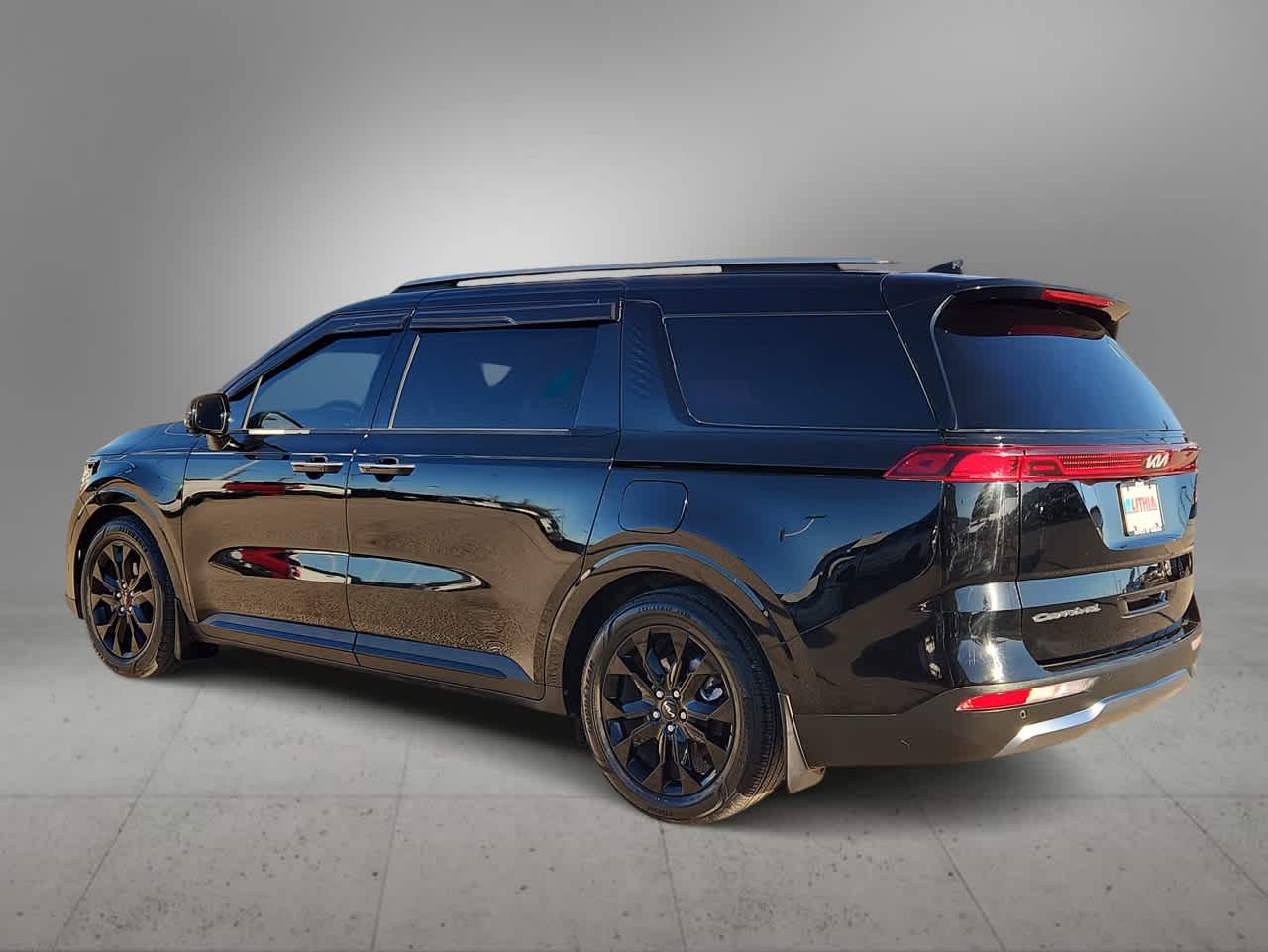 Thumbnail: 2022 Kia Carnival - 6
