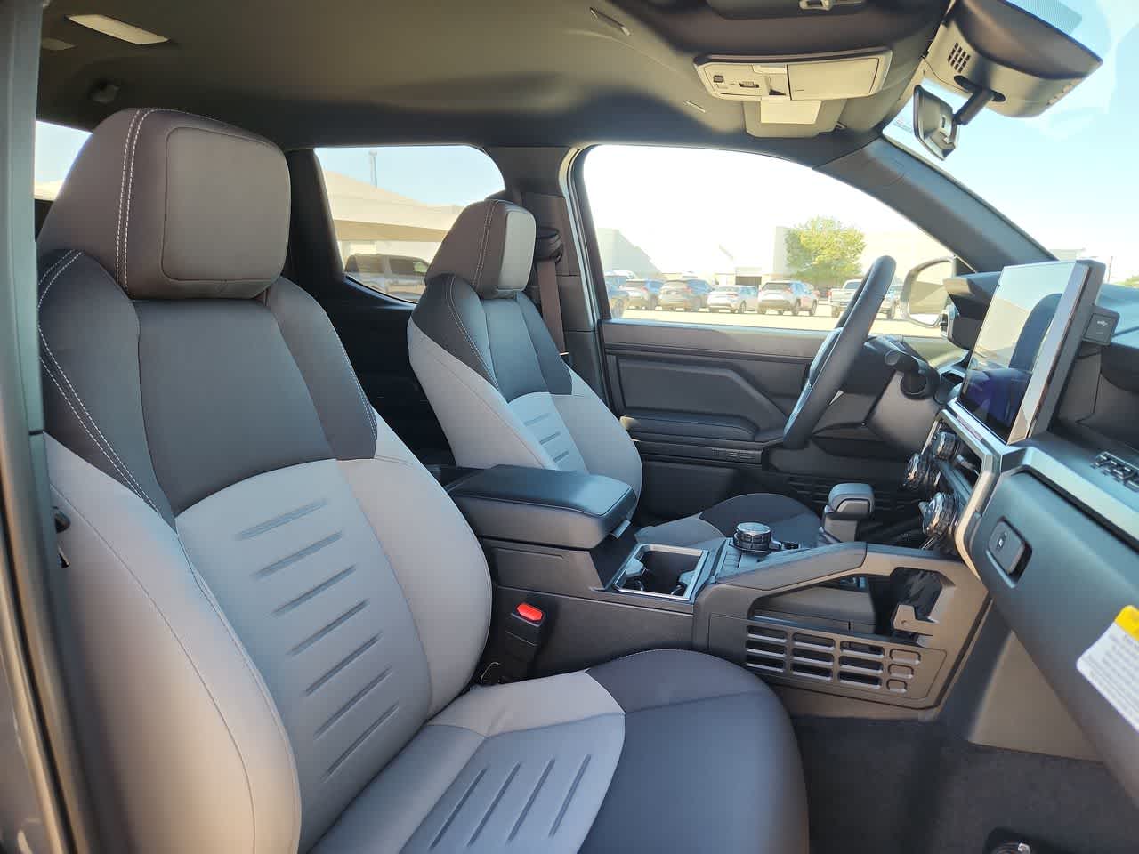 Thumbnail: 2025 Toyota Tacoma - 18