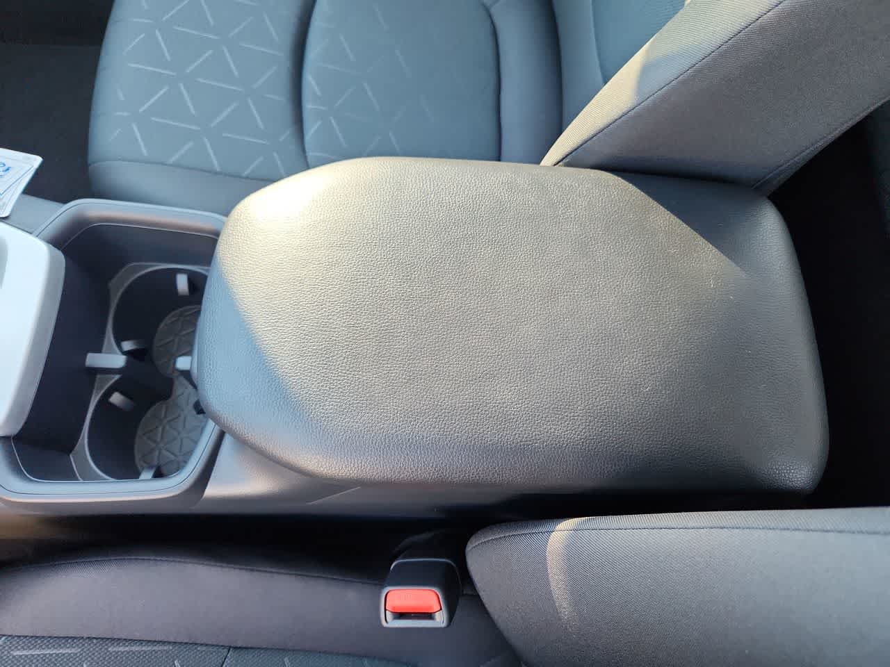 Thumbnail: 2025 Toyota RAV4 - 20