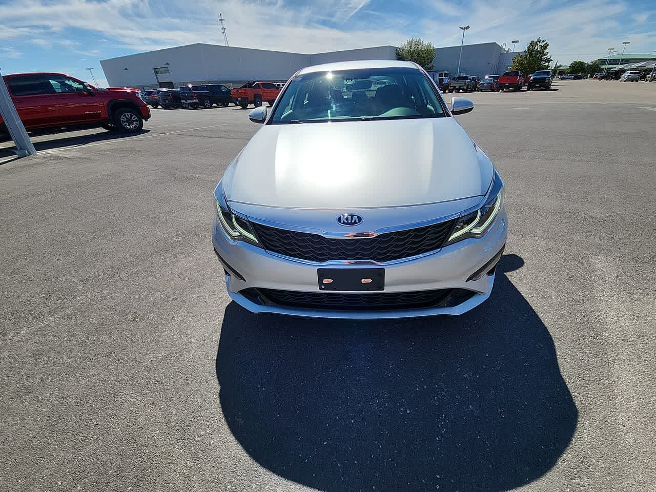 Thumbnail: 2020 Kia Optima - 14