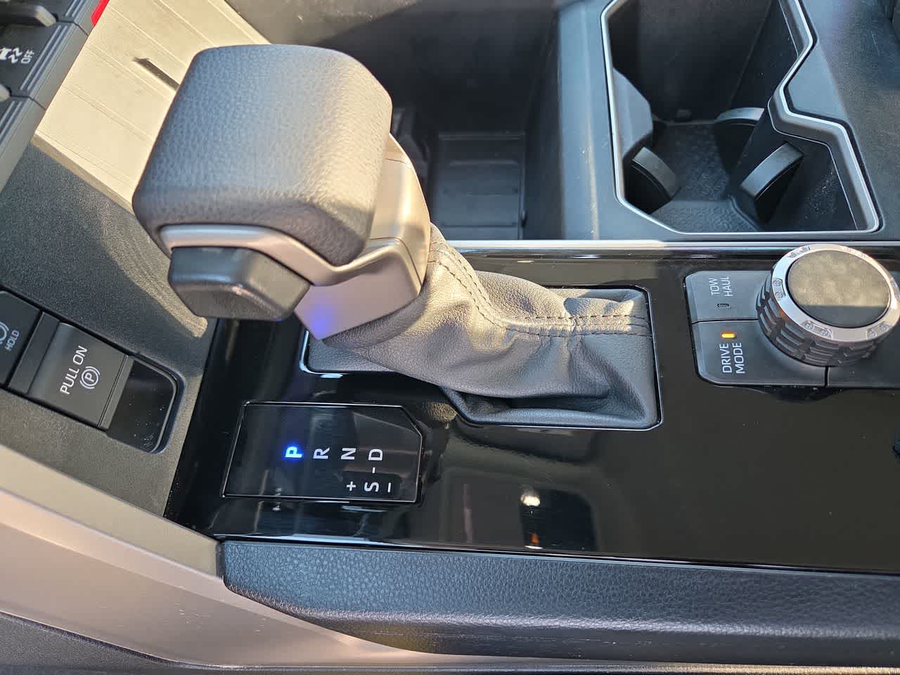 Thumbnail: 2024 Toyota Tundra - 21