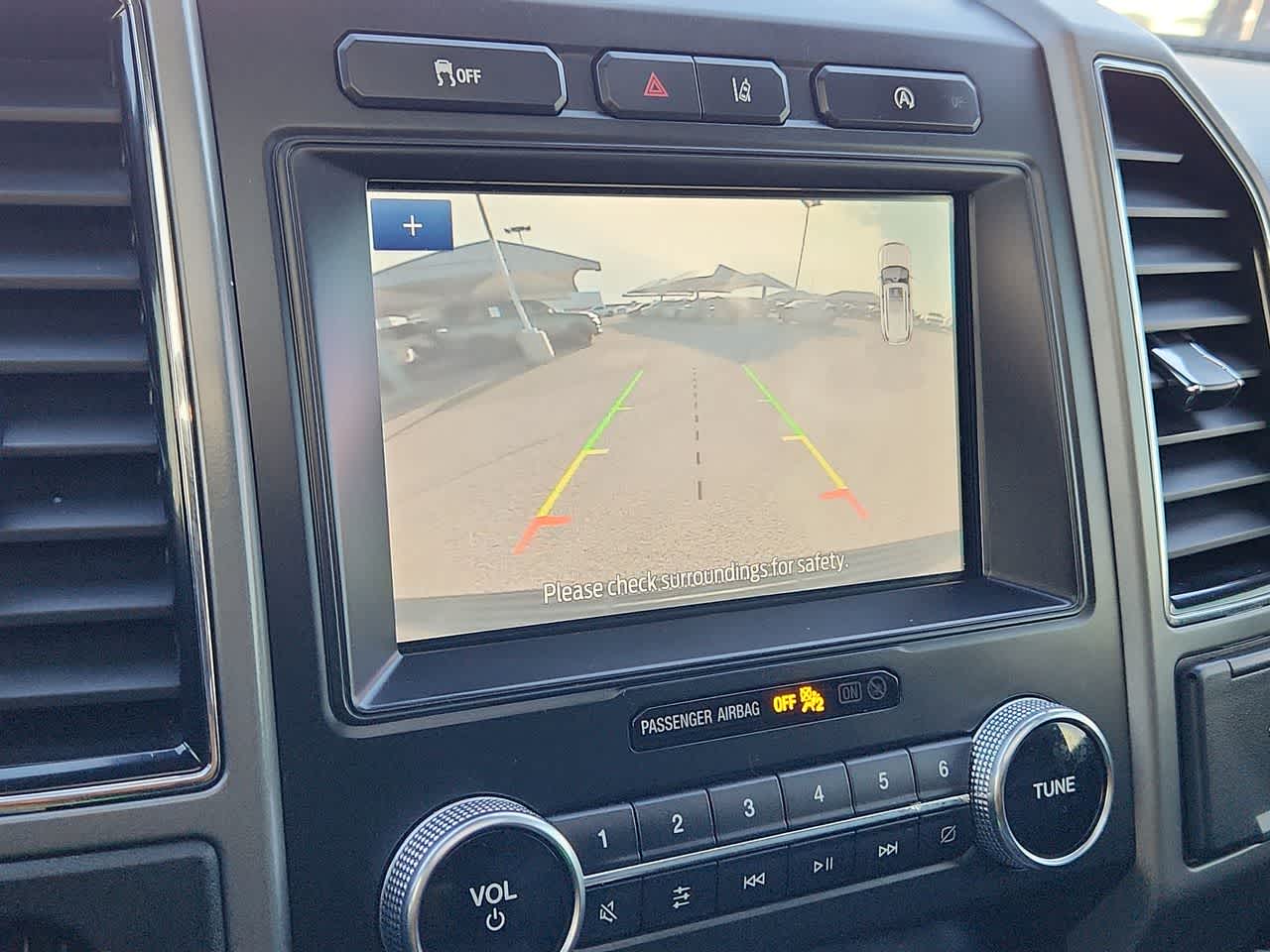 Thumbnail: 2021 Ford Expedition - 25