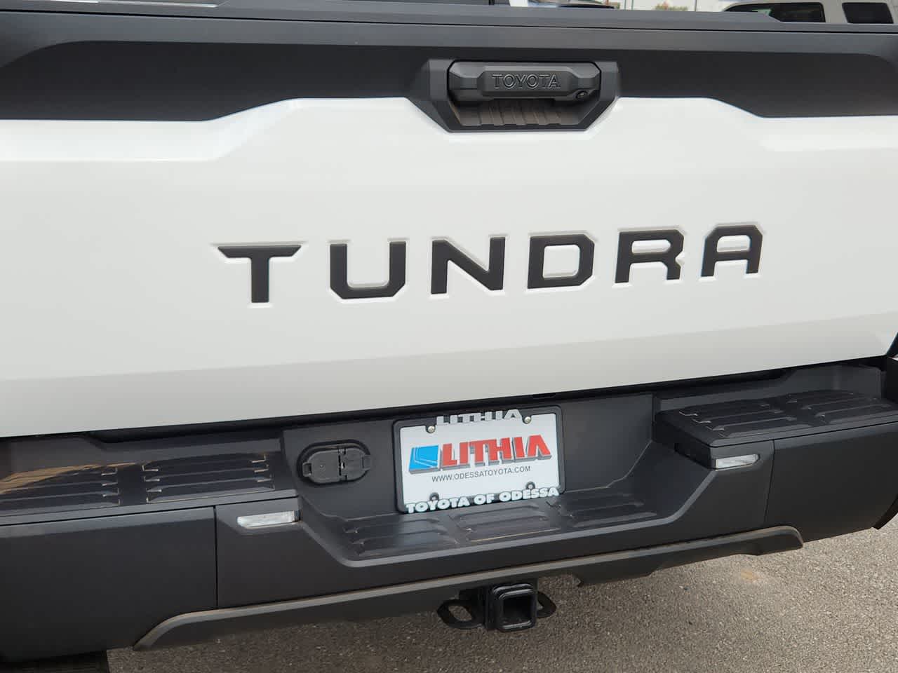 Thumbnail: 2025 Toyota Tundra - 11