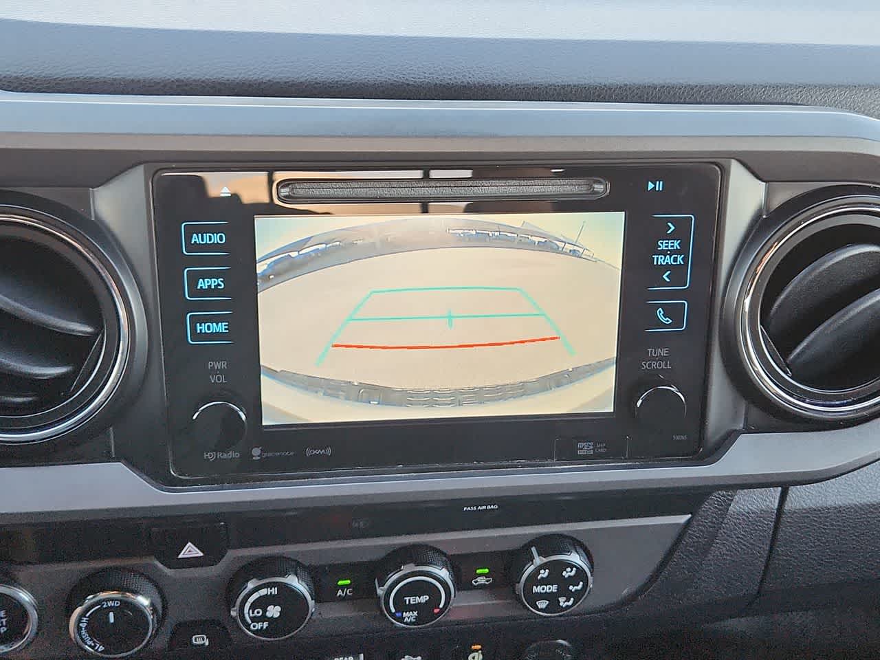 Thumbnail: 2019 Toyota Tacoma - 25