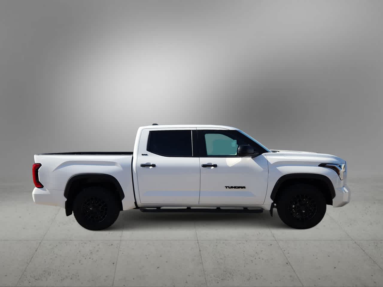 Thumbnail: 2025 Toyota Tundra - 9