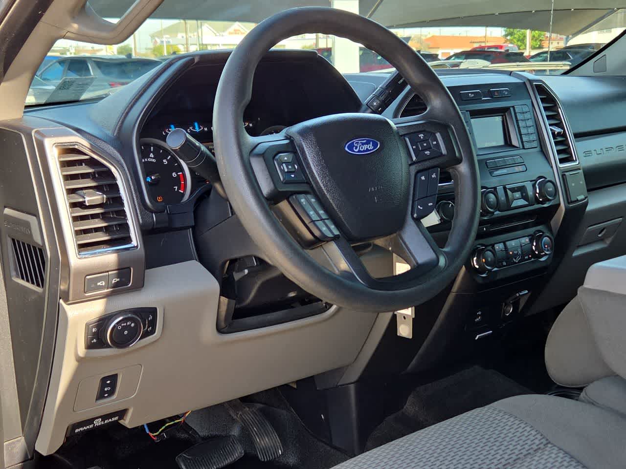 Thumbnail: 2017 Ford Econoline - 9