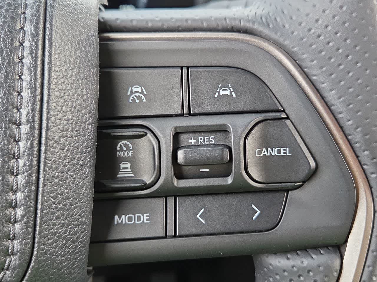 Thumbnail: 2026 Toyota 4Runner - 23