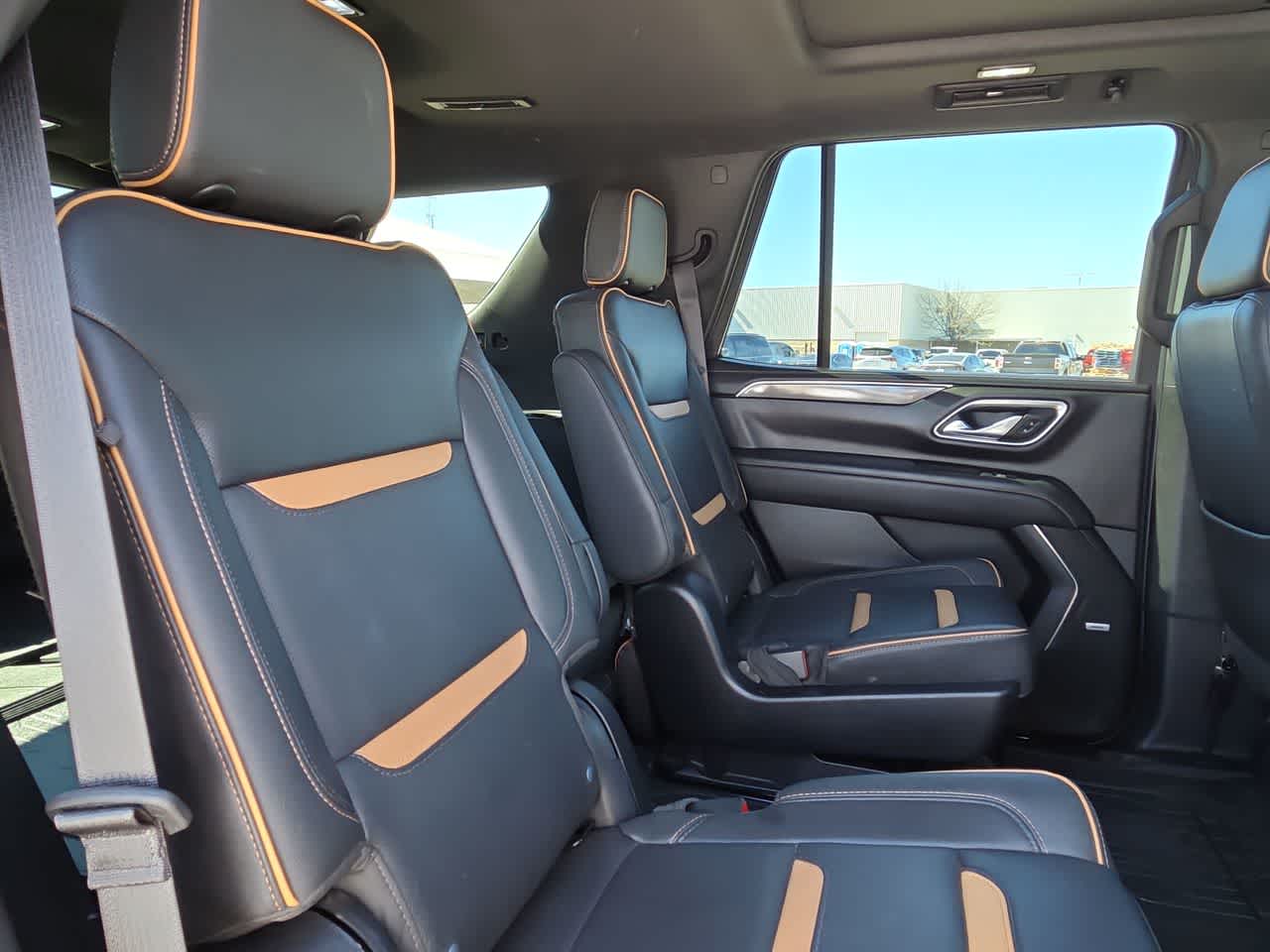 Thumbnail: 2023 GMC Yukon - 17