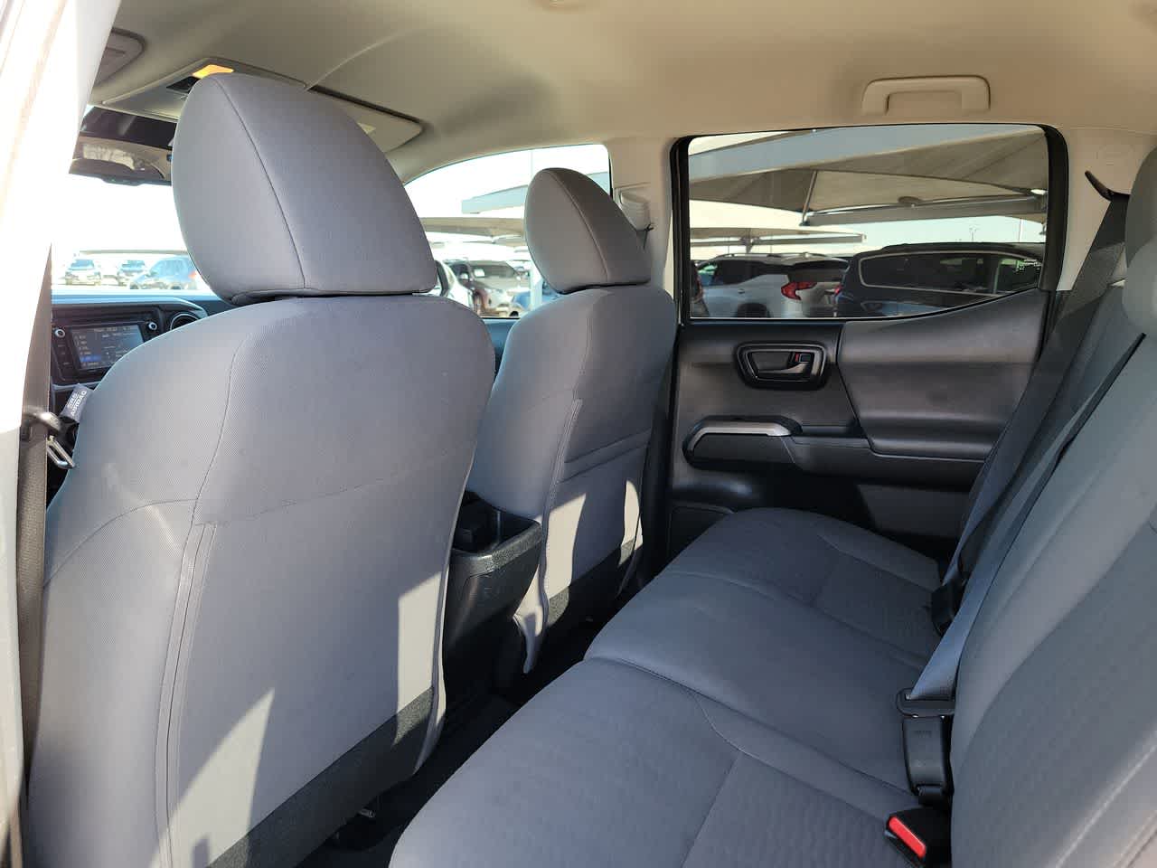 Thumbnail: 2019 Toyota Tacoma - 11