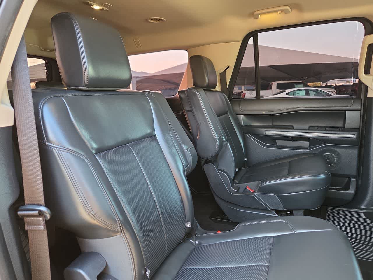 Thumbnail: 2022 Ford Expedition MAX - 17