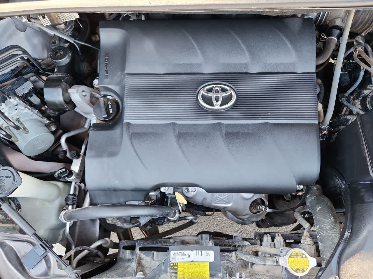 Thumbnail: 2016 Toyota Sienna - 13