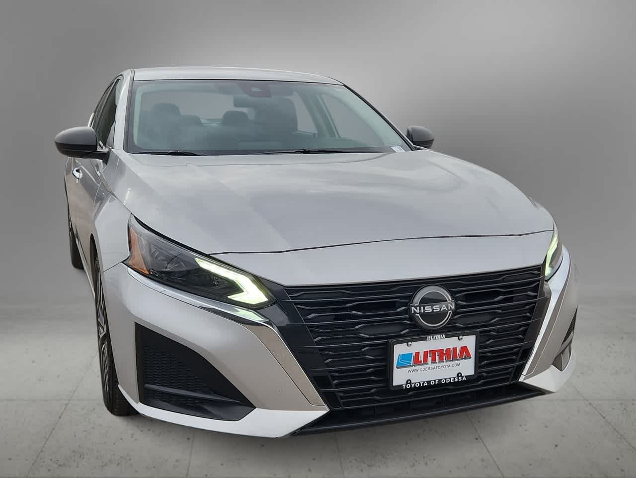 Thumbnail: 2024 Nissan Altima - 3