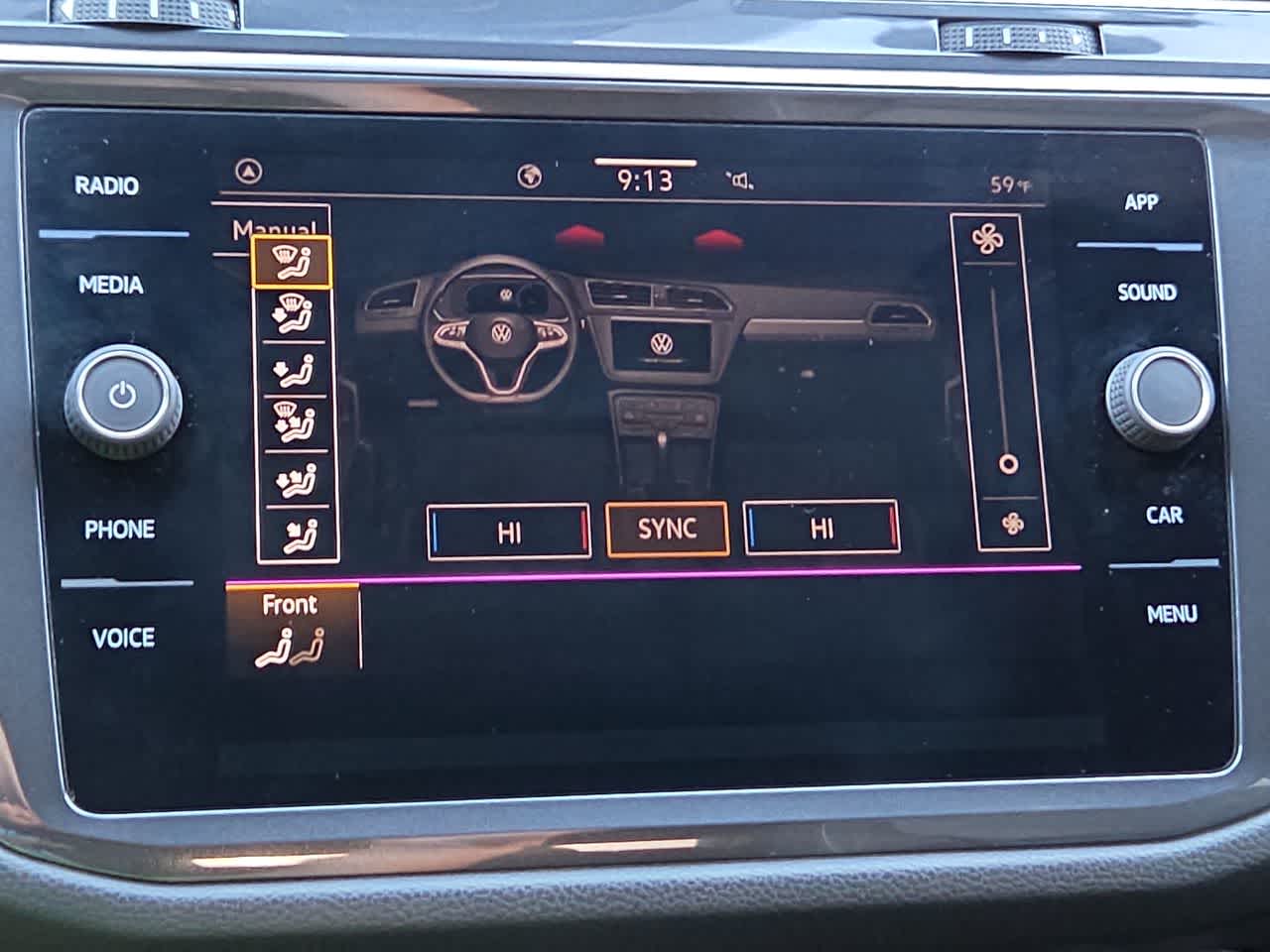 Thumbnail: 2023 Volkswagen Tiguan - 24