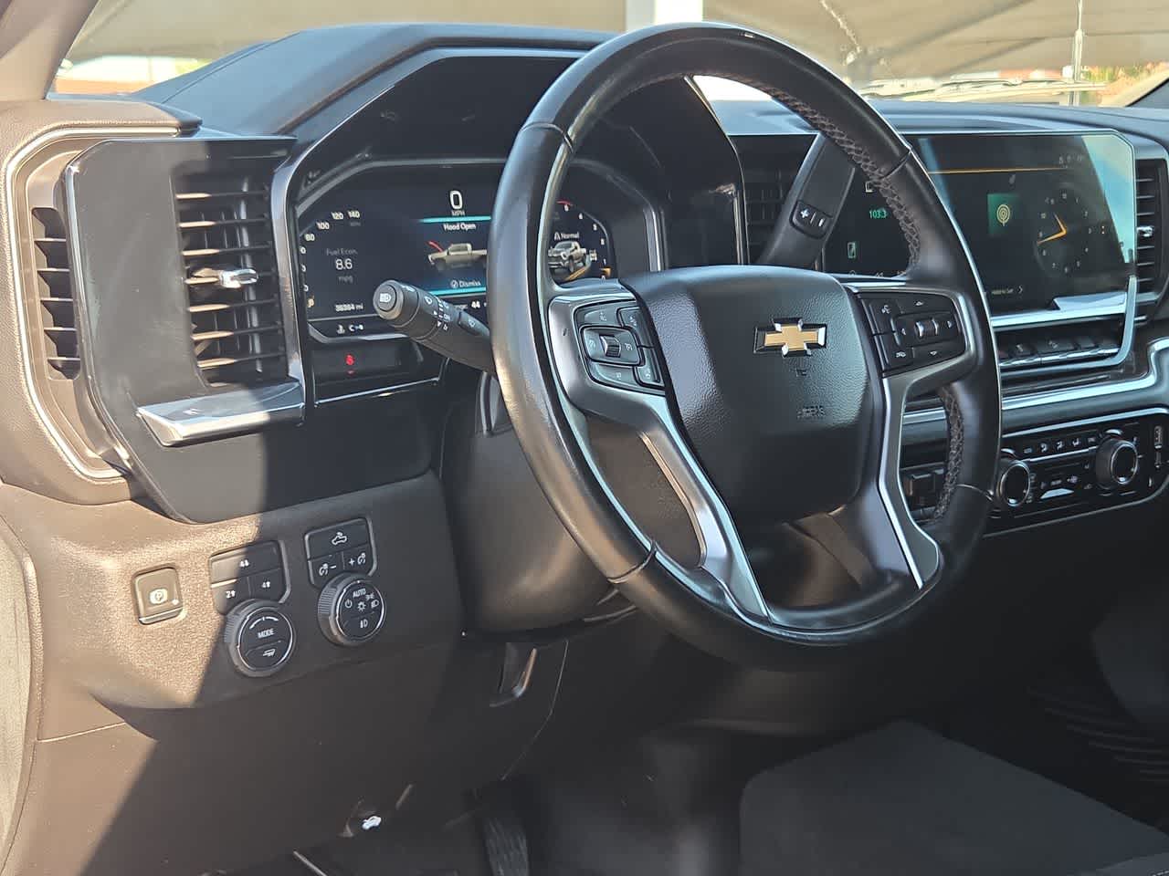 Thumbnail: 2024 Chevrolet Silverado 2500 - 10