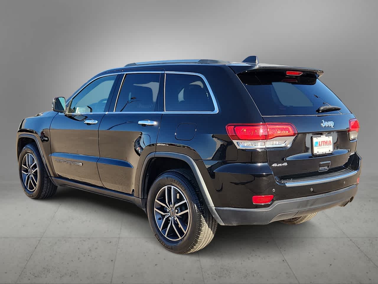 Thumbnail: 2022 Jeep Grand Cherokee - 6