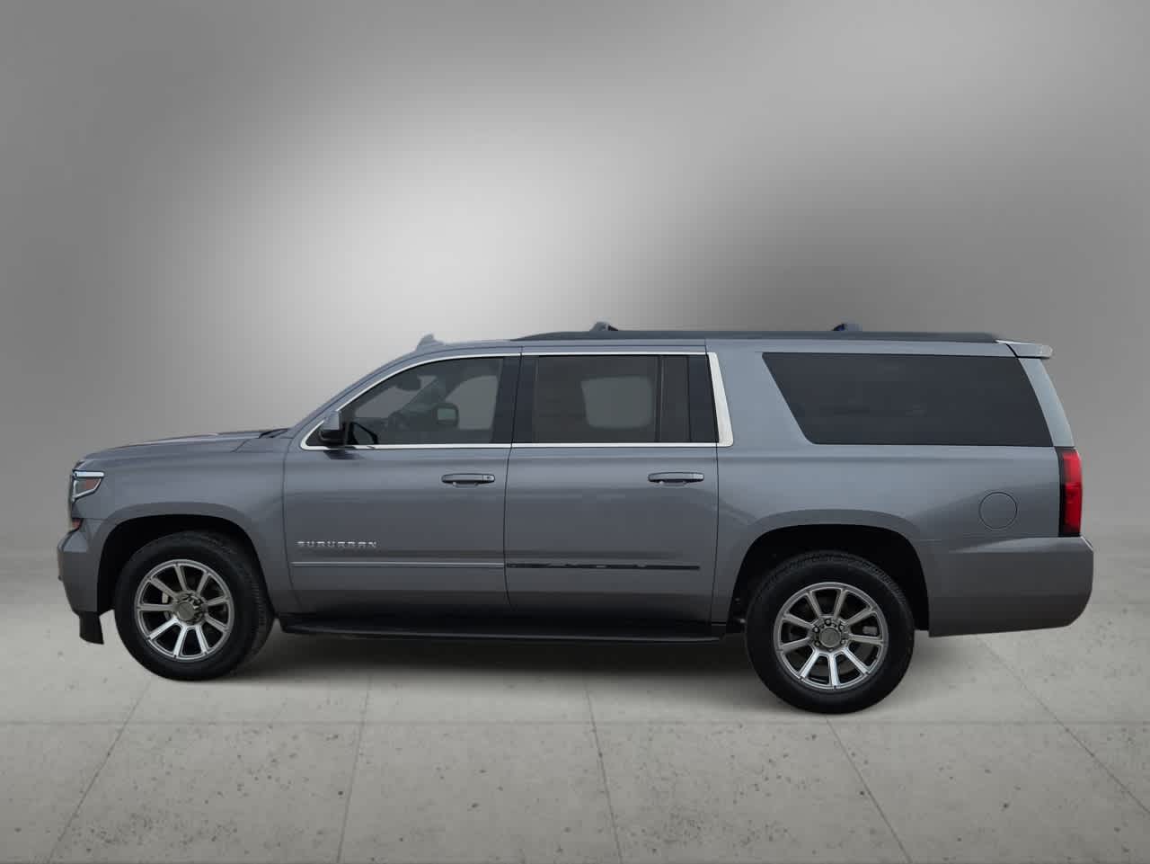 Thumbnail: 2018 Chevrolet Suburban - 5