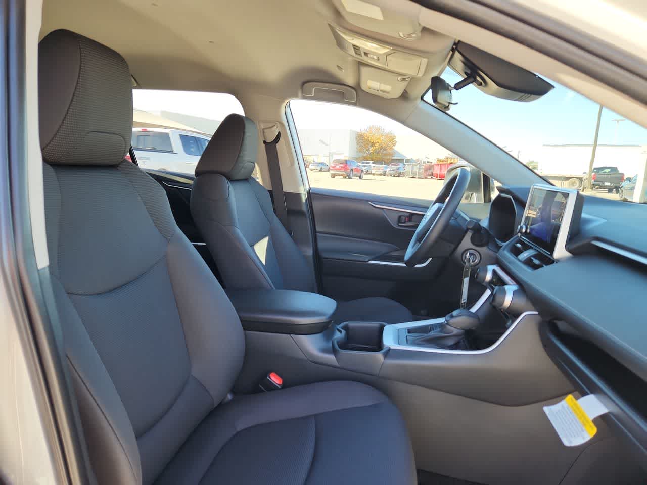 Thumbnail: 2025 Toyota RAV4 - 19