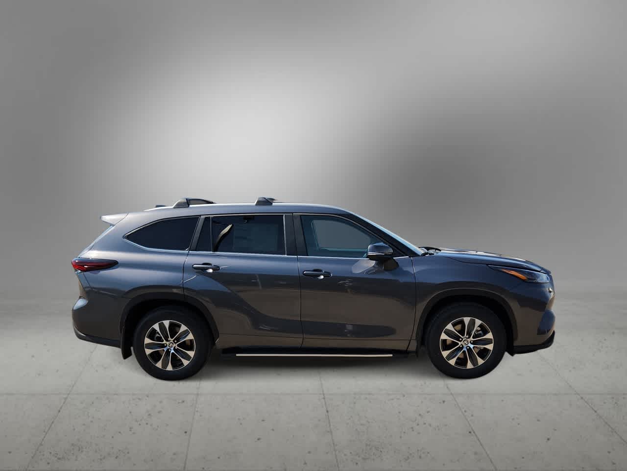 Thumbnail: 2025 Toyota Highlander - 9