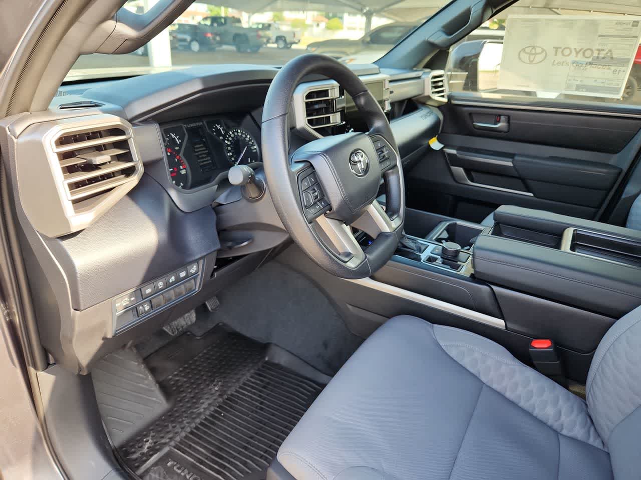 Thumbnail: 2025 Toyota Tundra - 10