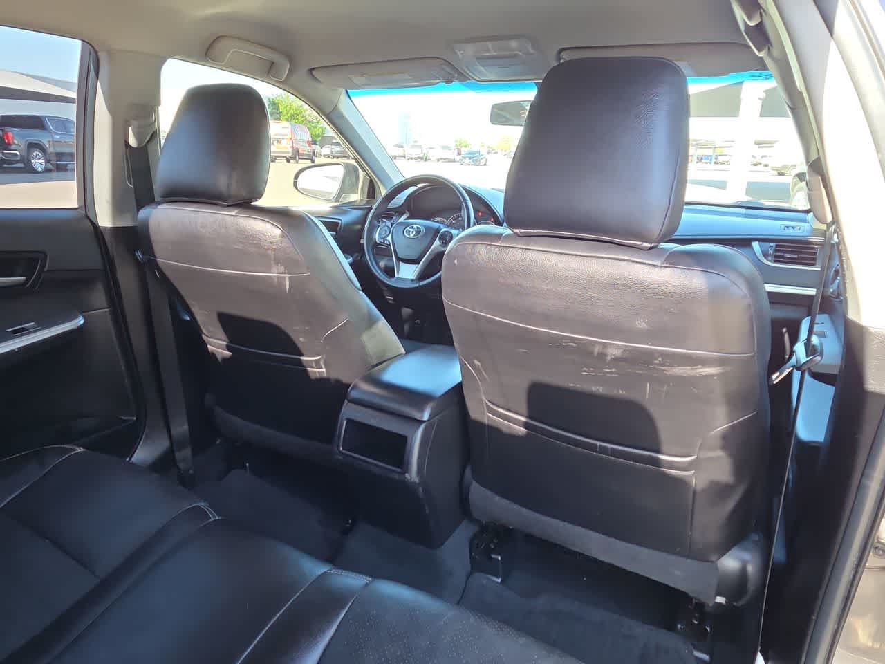 Thumbnail: 2013 Toyota Camry - 16