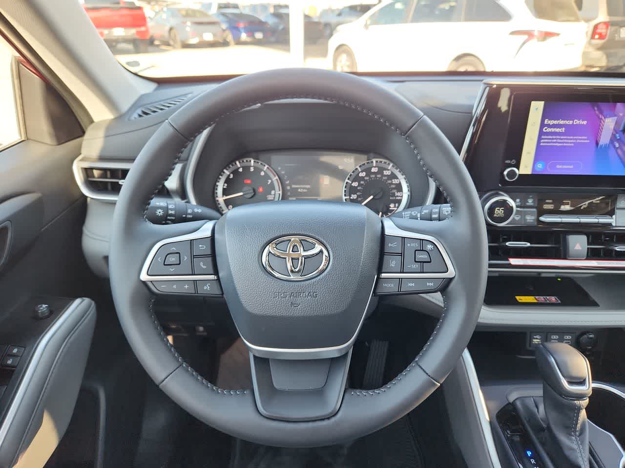Thumbnail: 2025 Toyota Highlander - 19