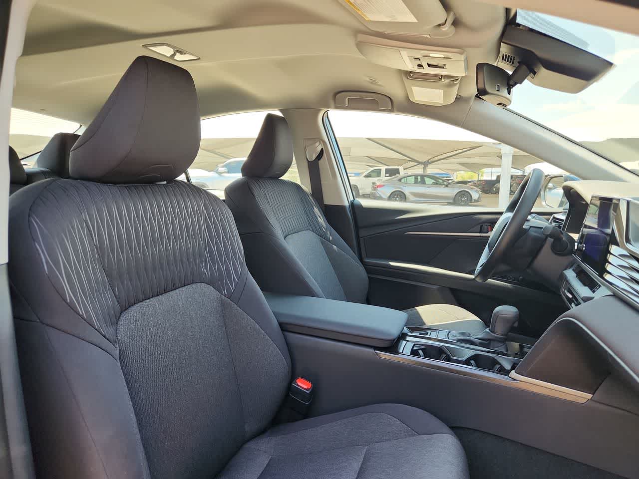 Thumbnail: 2025 Toyota Camry - 18