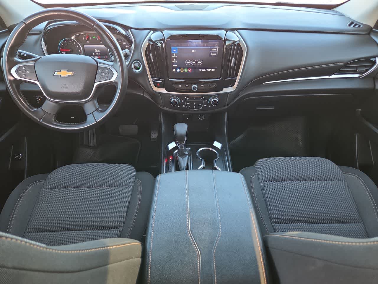 Thumbnail: 2021 Chevrolet Traverse - 14