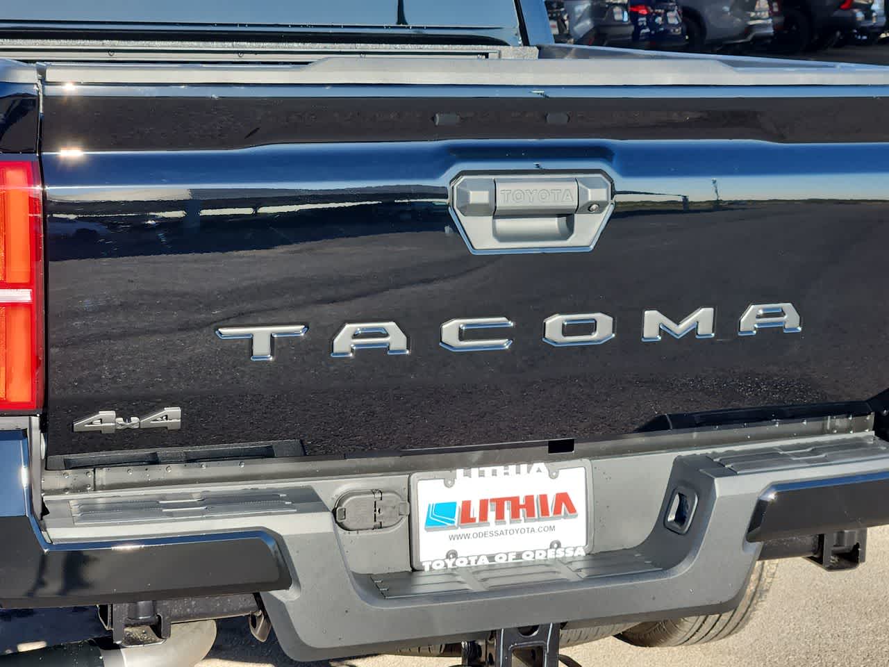 Thumbnail: 2025 Toyota Tacoma - 11