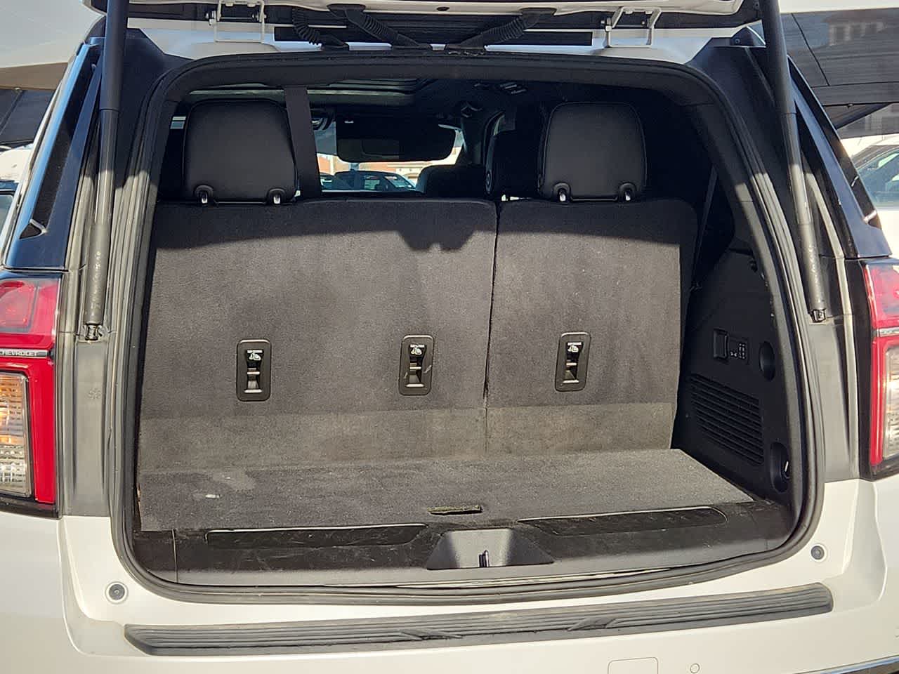 Thumbnail: 2021 Chevrolet Tahoe - 23