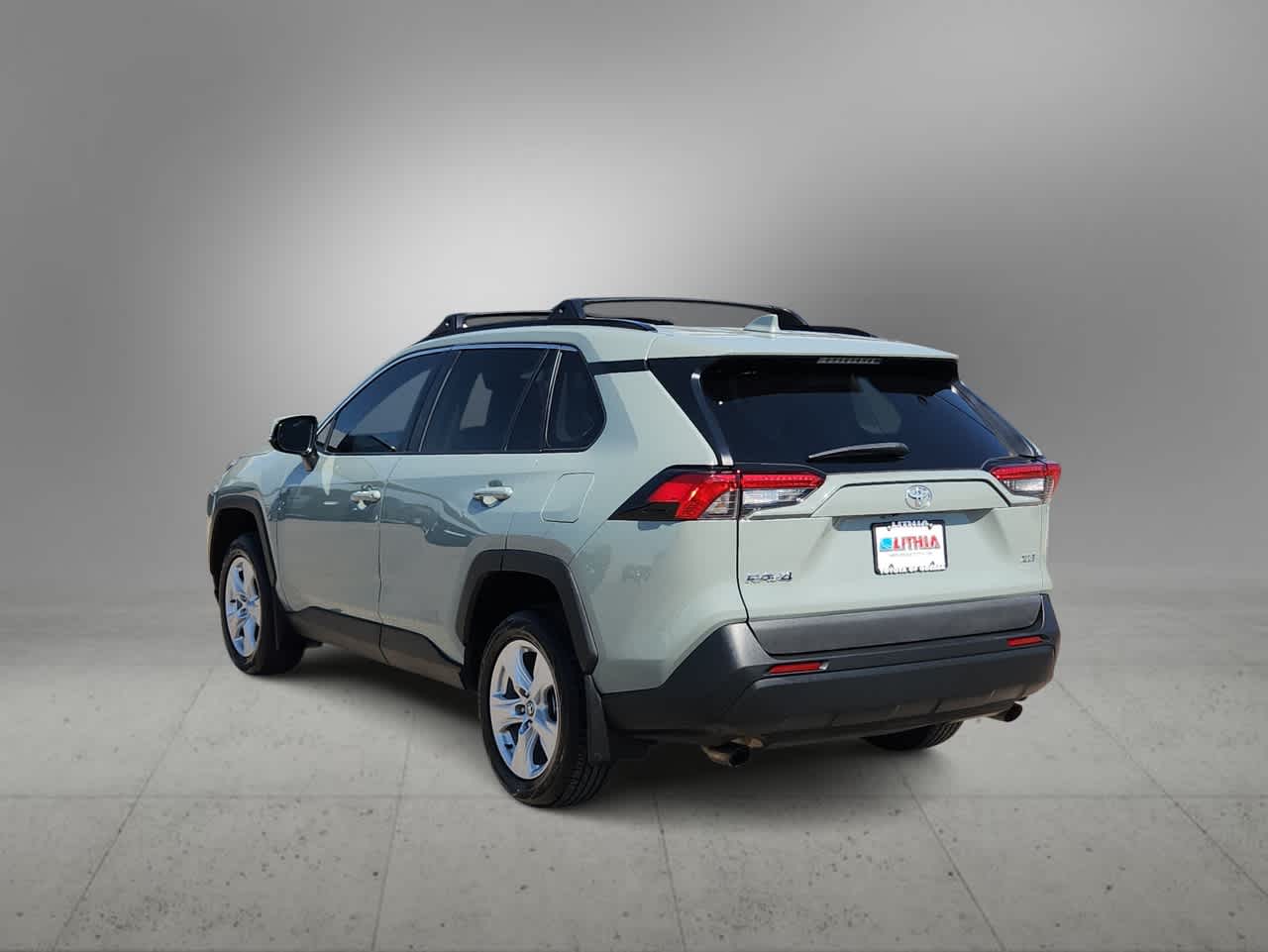 Thumbnail: 2020 Toyota RAV4 - 6