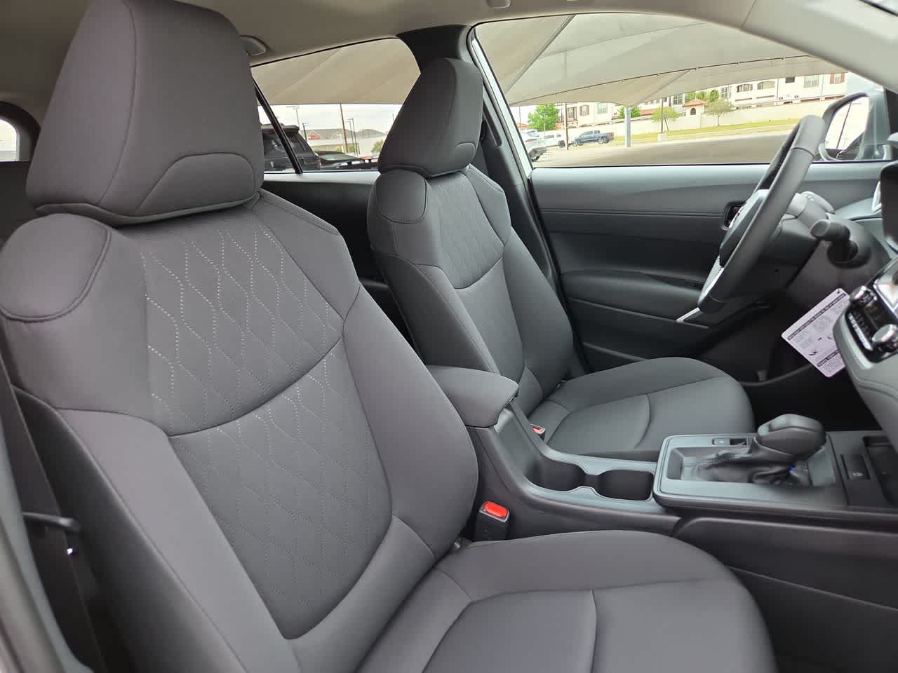 Thumbnail: 2026 Toyota Corolla Cross - 18