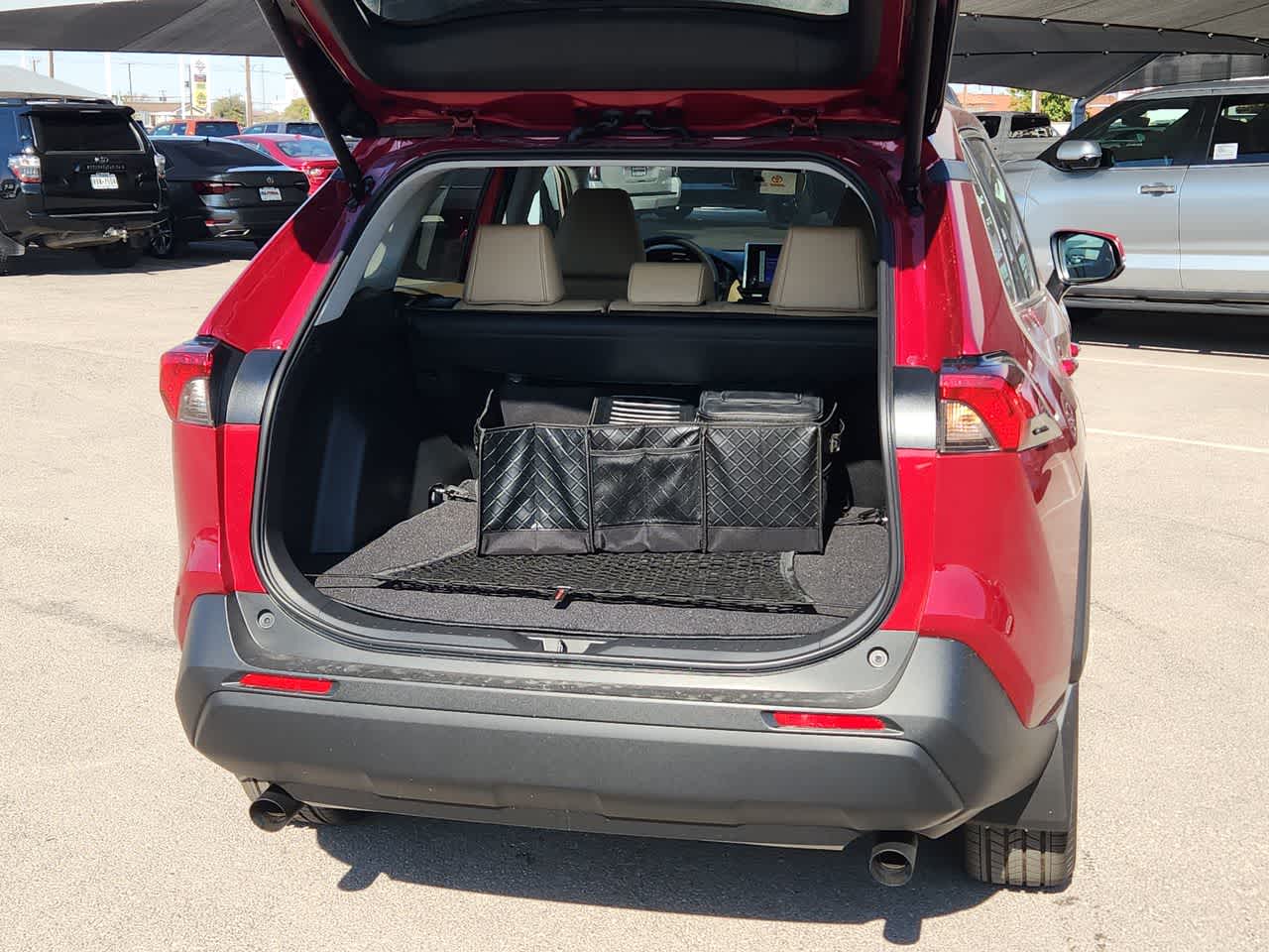 Thumbnail: 2025 Toyota RAV4 - 23