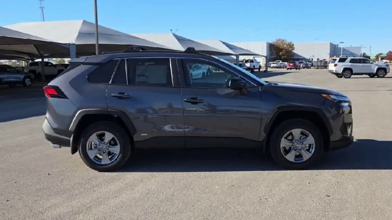 Thumbnail: 2025 Toyota RAV4 - 2