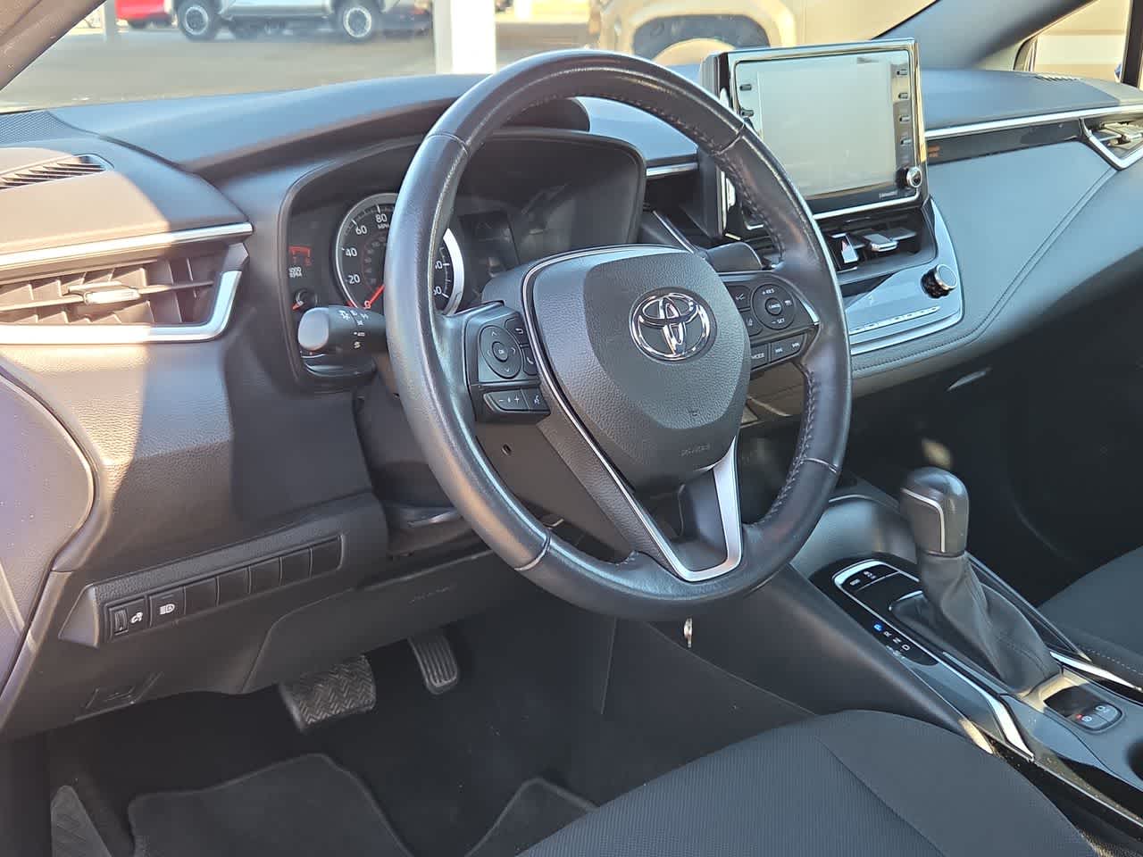 Thumbnail: 2022 Toyota Corolla - 10