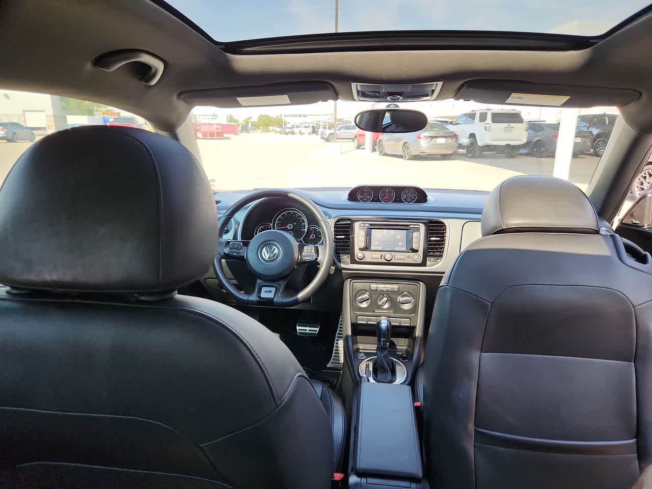 Thumbnail: 2013 Volkswagen Beetle - 16