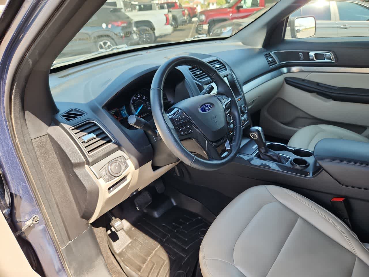 Thumbnail: 2019 Ford Explorer - 10